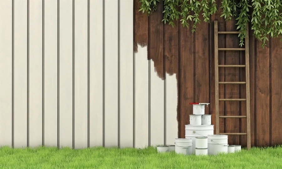 Why Fence Painting Is Essential For Curb Appeal in Panama City, FL